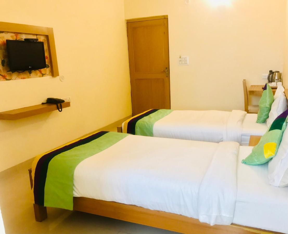 Tulip Palm Hotel Dzsaipur Kültér fotó
