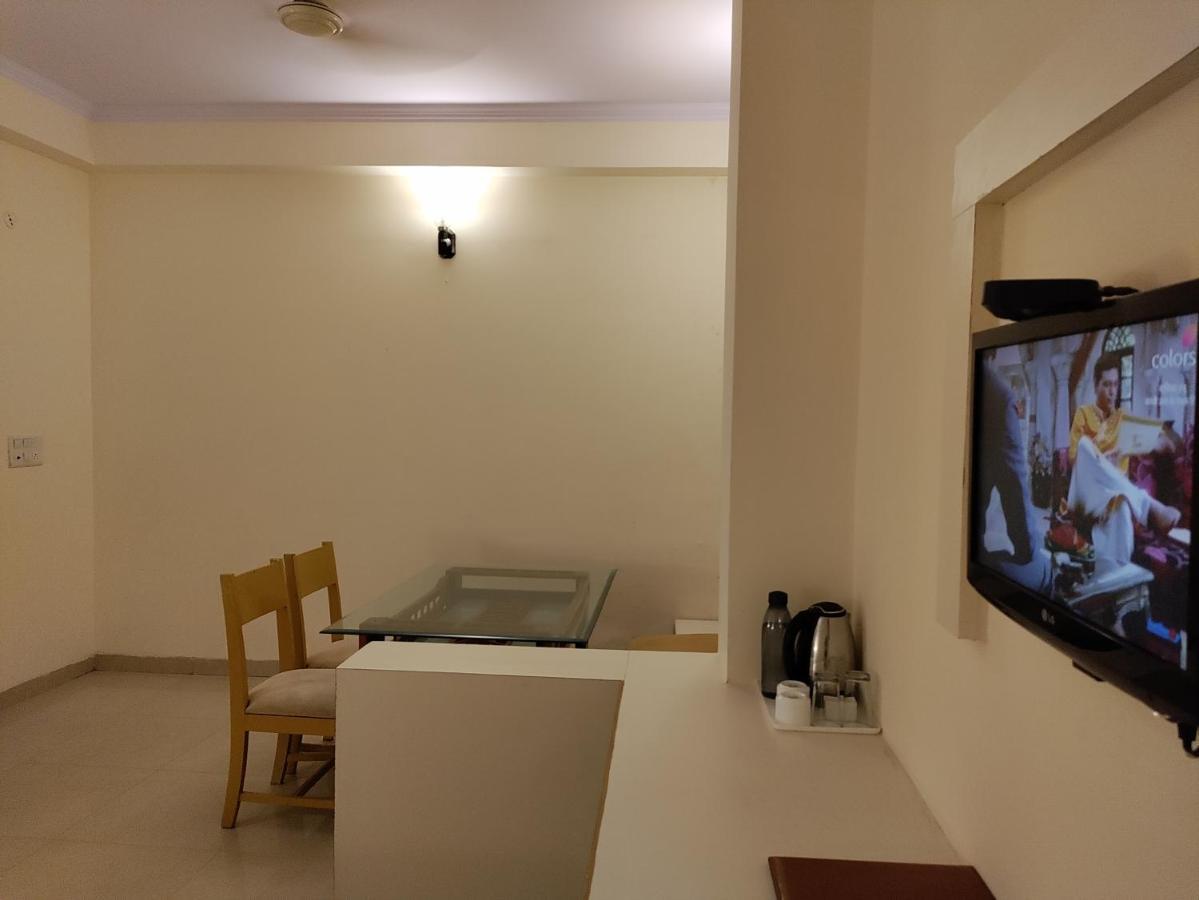 Tulip Palm Hotel Dzsaipur Kültér fotó