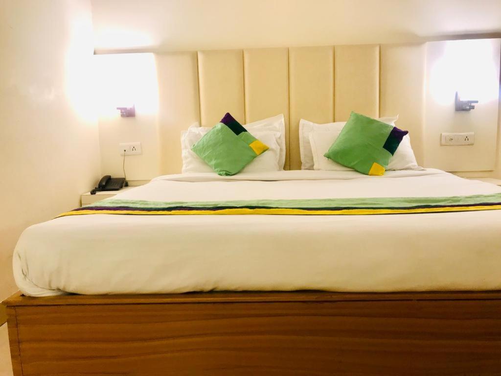 Tulip Palm Hotel Dzsaipur Kültér fotó
