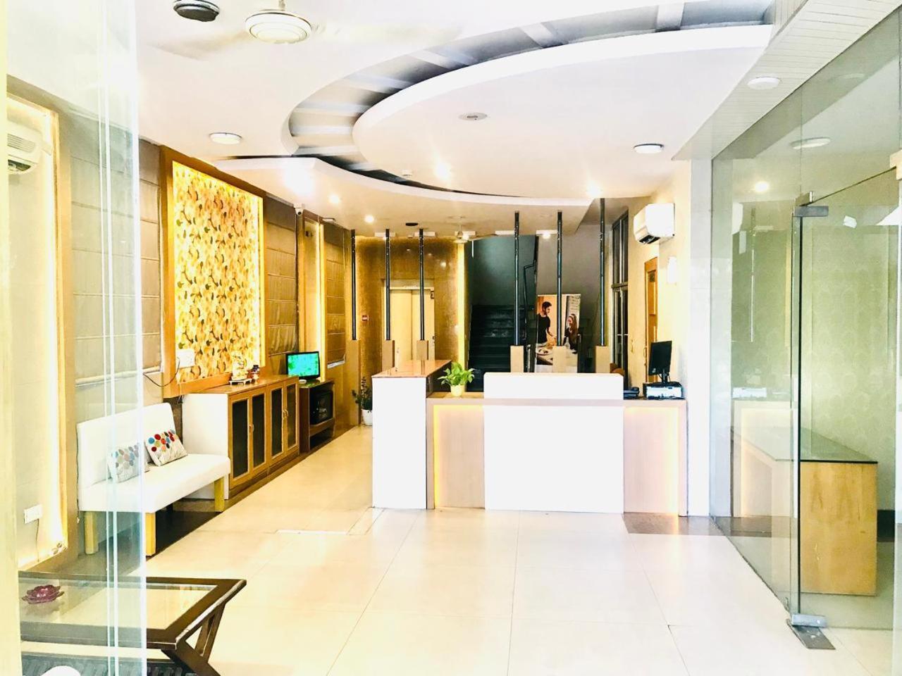 Tulip Palm Hotel Dzsaipur Kültér fotó